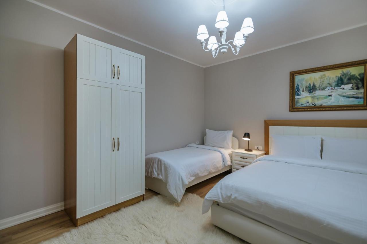 Vila 1 Korce Extérieur photo