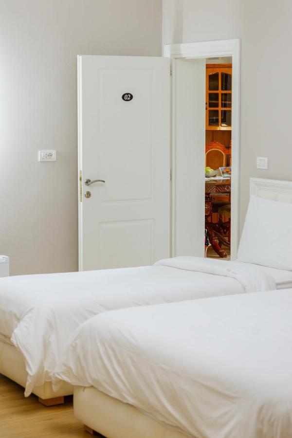 Vila 1 Korce Extérieur photo