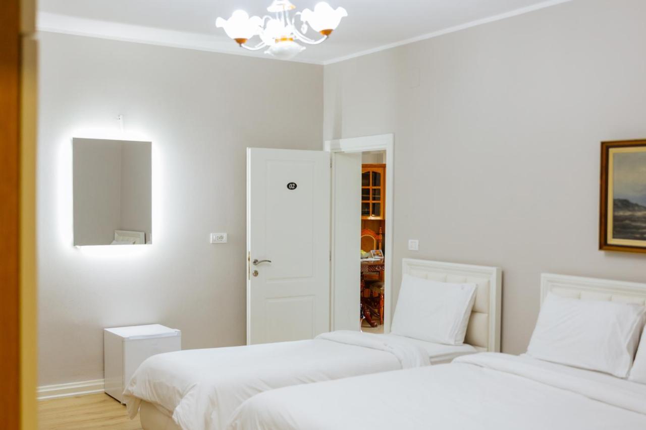 Vila 1 Korce Extérieur photo